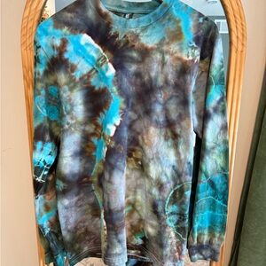 Tie-Dye Long Sleeve Tee